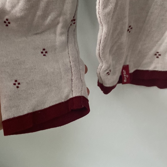 Levi’s reversible long sleeve - Picture 2 of 7